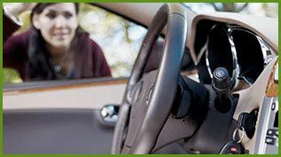 Neighborhood Locksmith Services Wethersfield, CT 860-973-2423 - 19-automotive-lockouts
