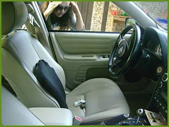 Neighborhood Locksmith Services Wethersfield, CT 860-973-2423 - 20-keys-locked-in-car